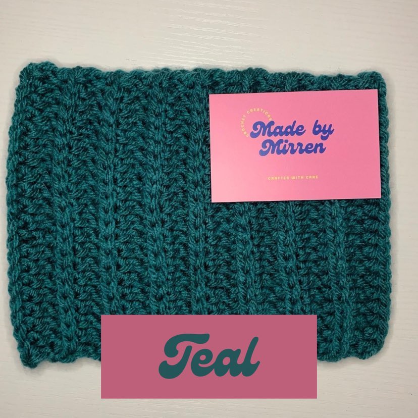 Snood in Royal Ridge Rib Style