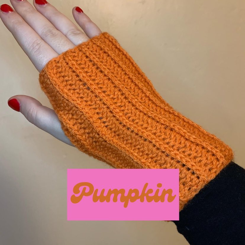 Wrist Warmers/Fingerless Gloves in Royal Ridge Rib Style